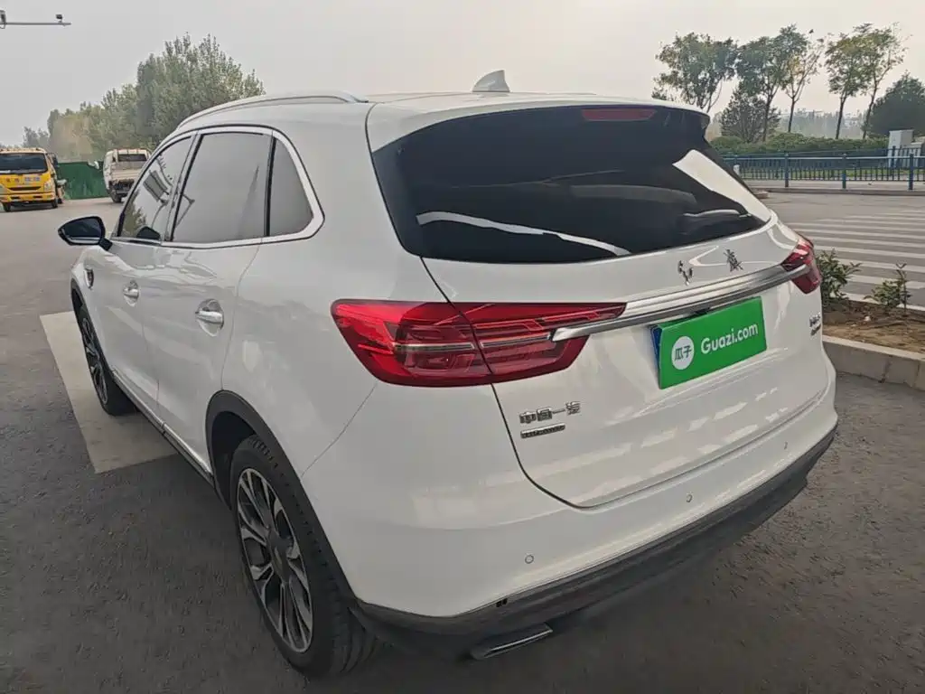 Hongqi Hongqi HS5 — миниатюра 5