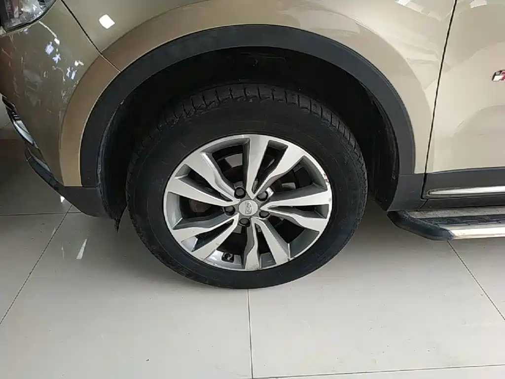 Geely Boyue — миниатюра 23