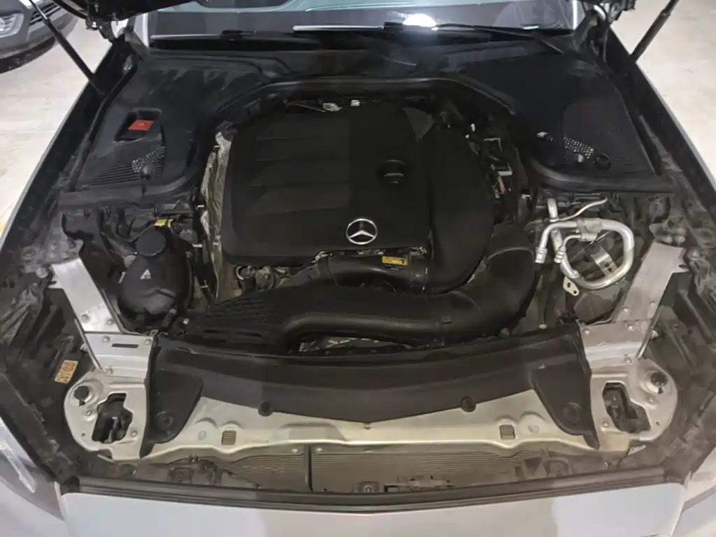 Mercedes-Benz E-Class — миниатюра 20