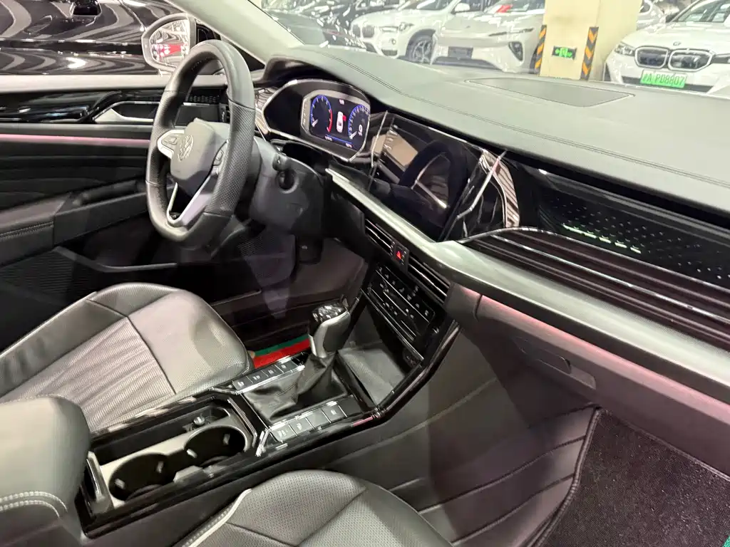 Volkswagen Passat — миниатюра 12