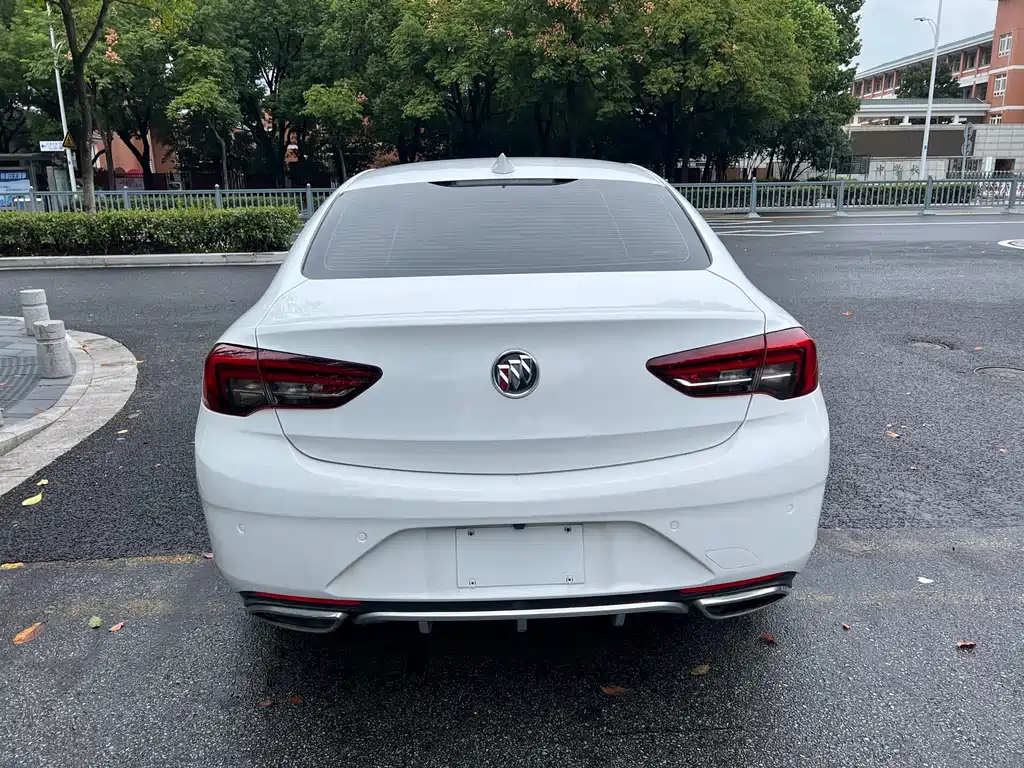 Buick Regal — миниатюра 6