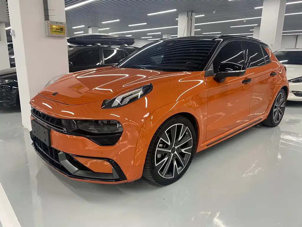LYNK & CO. 02 HATCHBACK