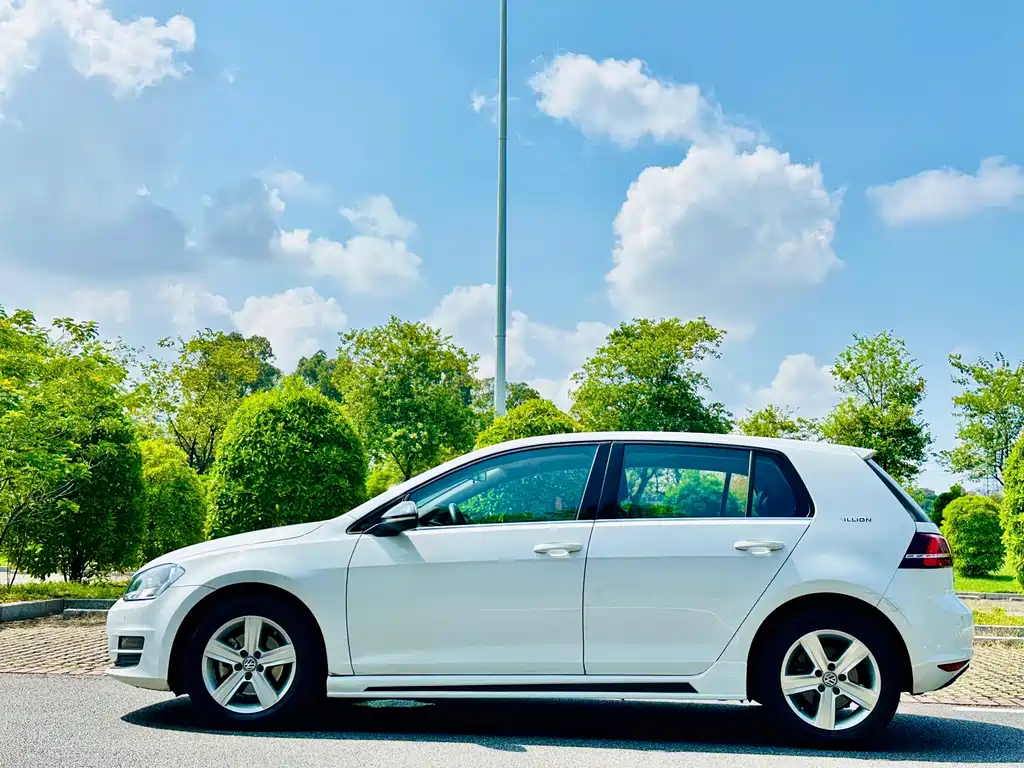 Volkswagen Golf — миниатюра 9
