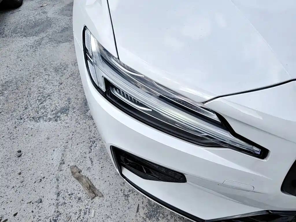 Volvo S60 — миниатюра 11