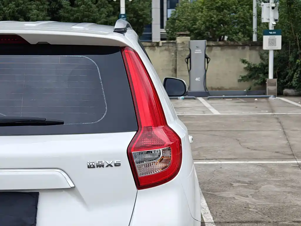 Geely Vision X6 — миниатюра 23