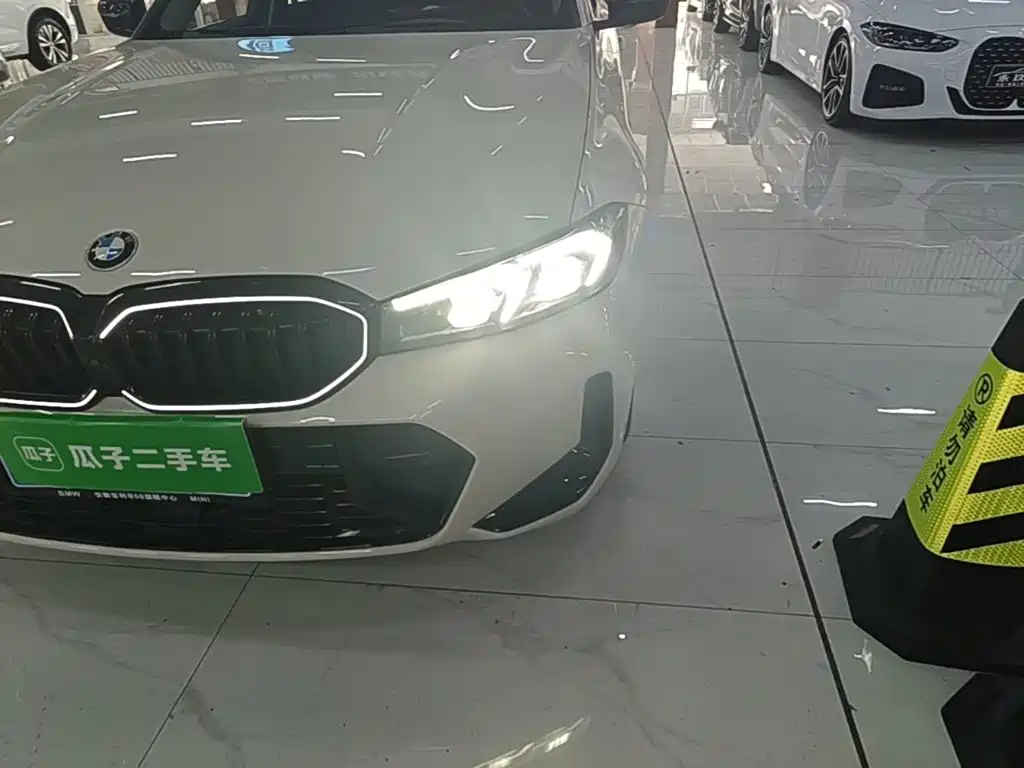 BMW 3 Series — миниатюра 24
