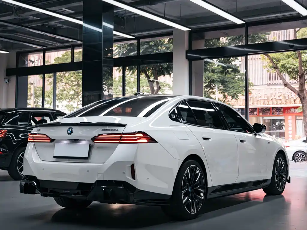 BMW i5 2024 eDrive 35L Premium M Sport