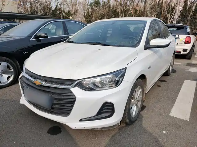 CHEVROLET KOVOZ