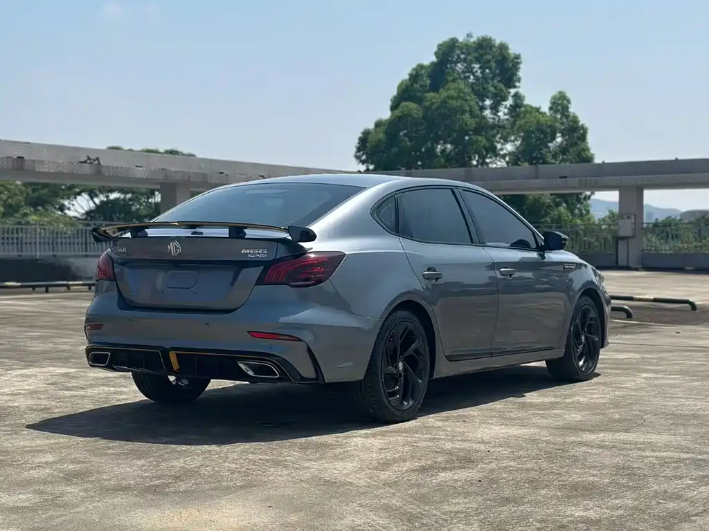 MG MG6 — миниатюра 9