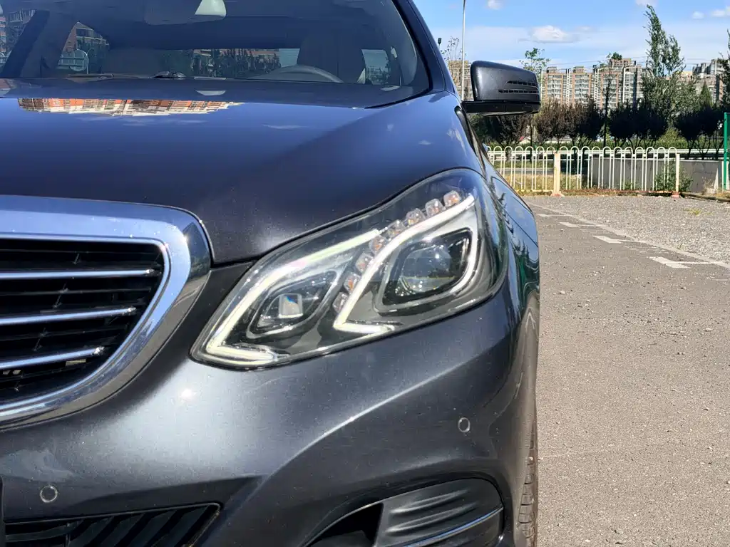 Mercedes-Benz E-Class — миниатюра 24