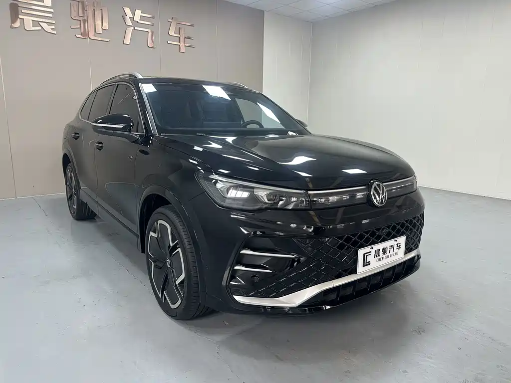 Volkswagen Tiguan L — миниатюра 3