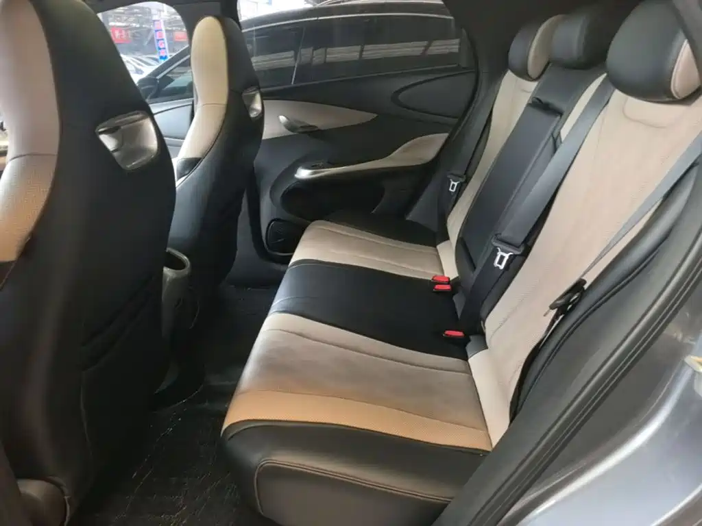 BYD Dolphin — миниатюра 17