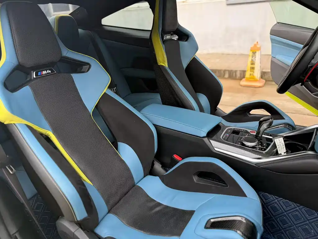 BMW M4 — миниатюра 7