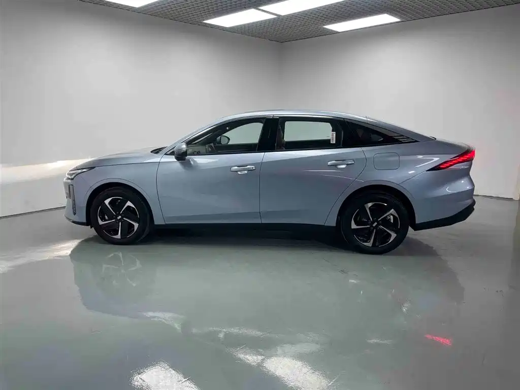 GEELY GALAXY GALAXY L6