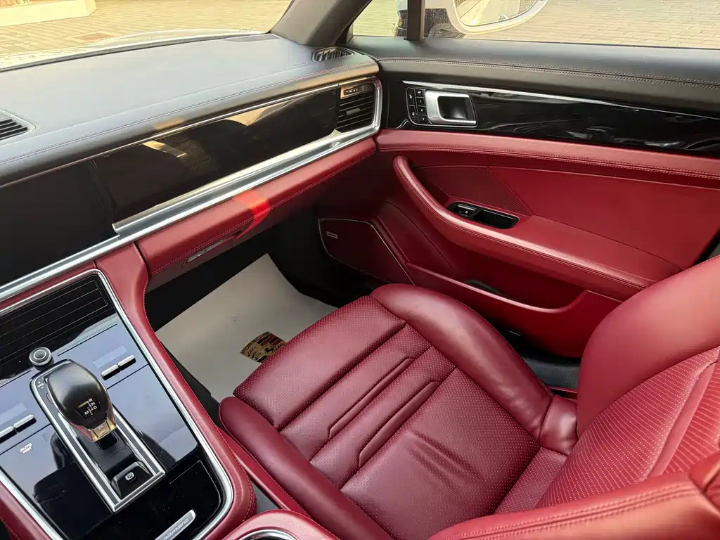 Porsche Panamera — миниатюра 16