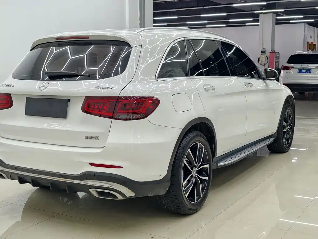 Mercedes-Benz GLC — миниатюра 9