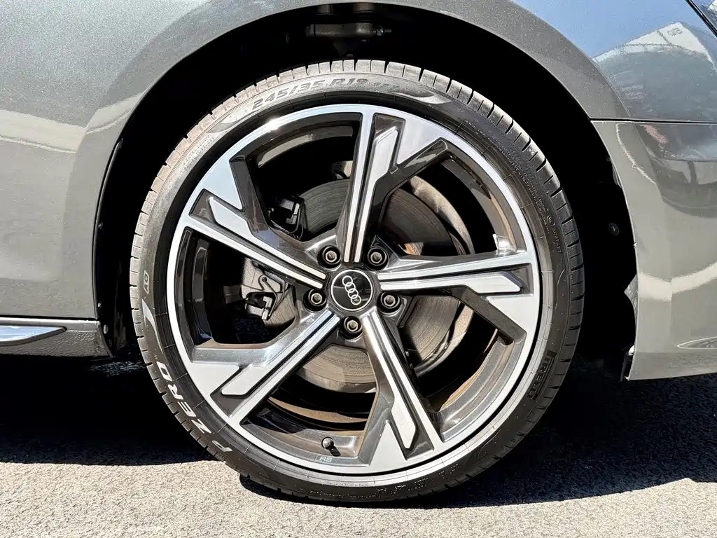 Audi A4L — миниатюра 9