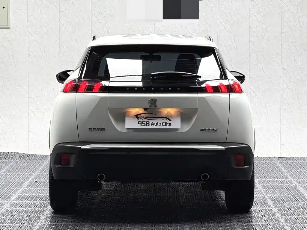 Peugeot 2008 — миниатюра 10