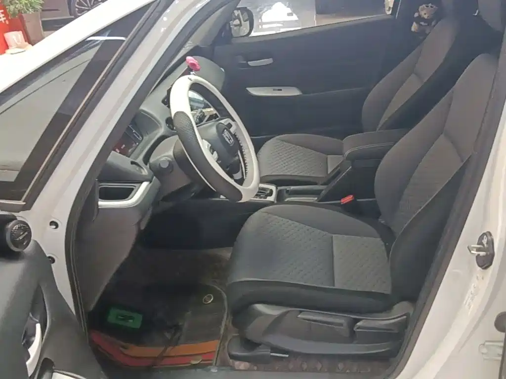 Honda Fit — миниатюра 15