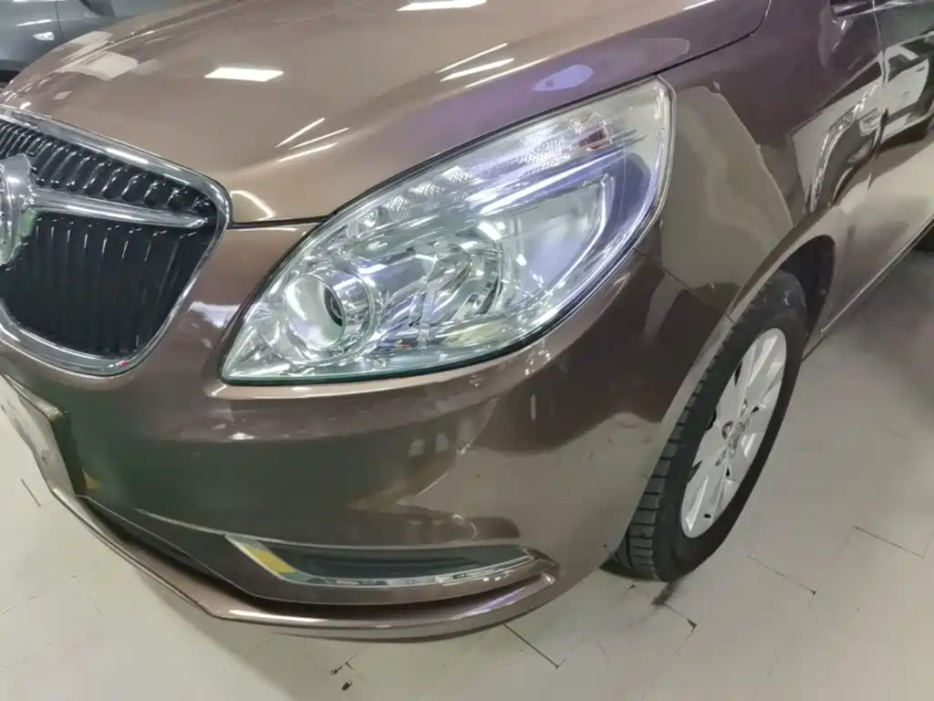 Buick GL8 — миниатюра 24