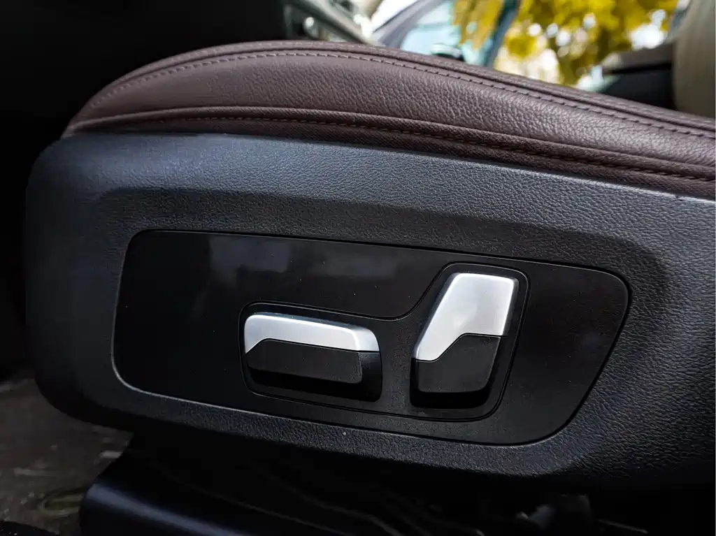 BMW 3 Series — миниатюра 12