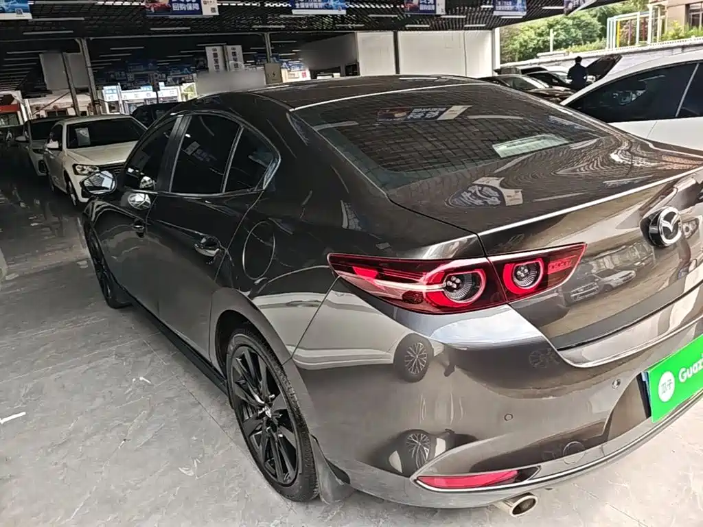 Mazda 3 Axela — миниатюра 5