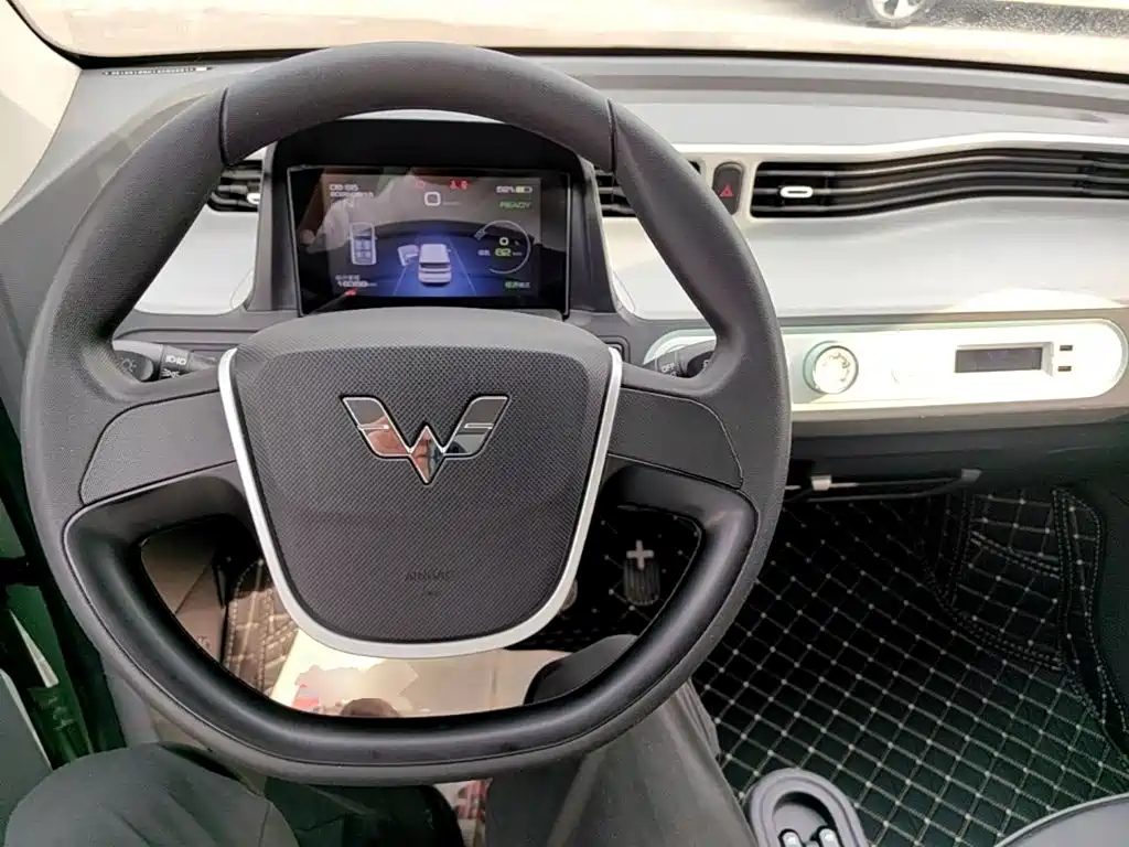 Wuling MINIEV — миниатюра 10
