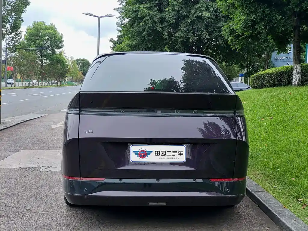 XPeng X9 — миниатюра 5