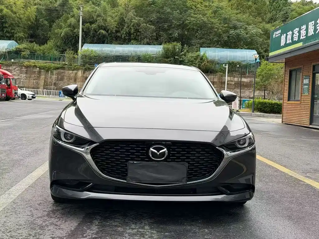 Mazda 3 Axela — миниатюра 2