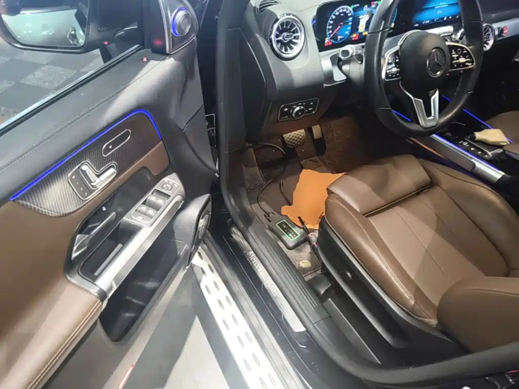Mercedes-Benz GLB — миниатюра 16
