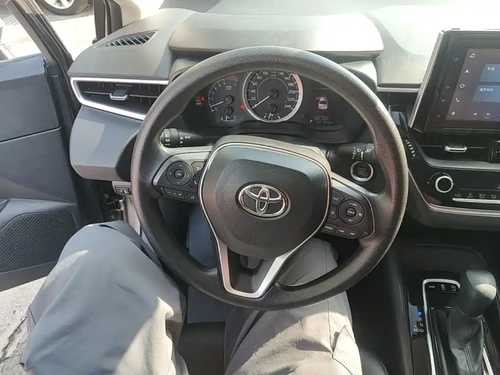 Toyota Corolla — миниатюра 11