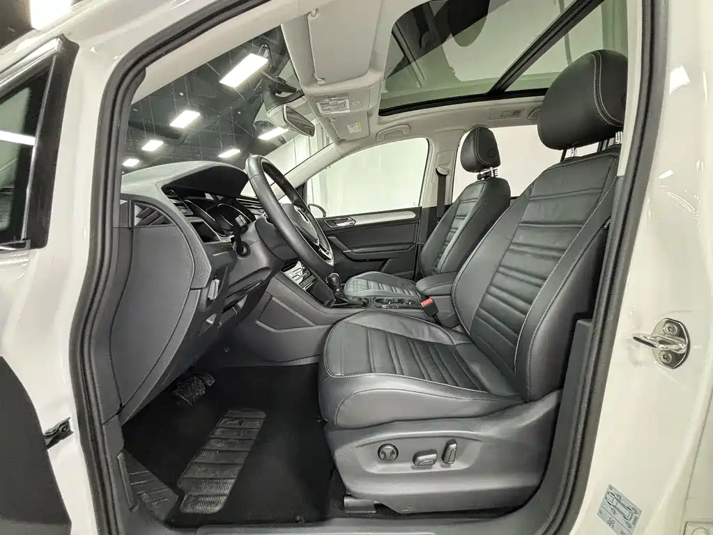 Volkswagen Touran — миниатюра 8