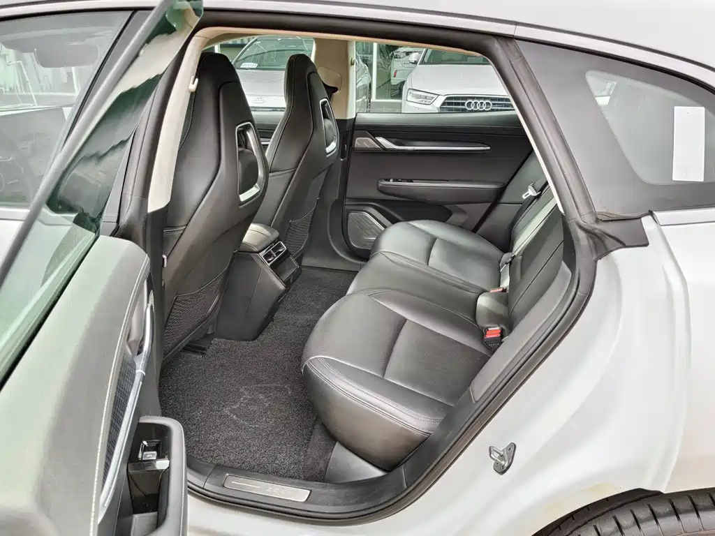 ZEEKR EXTREME KRYPTON 001