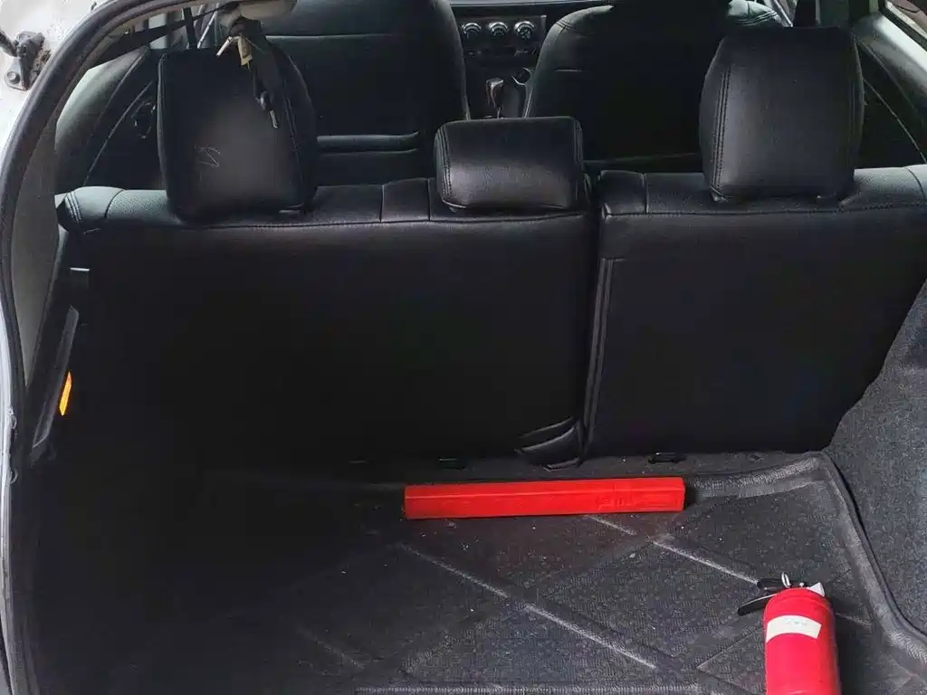 Toyota Yaris L — миниатюра 30