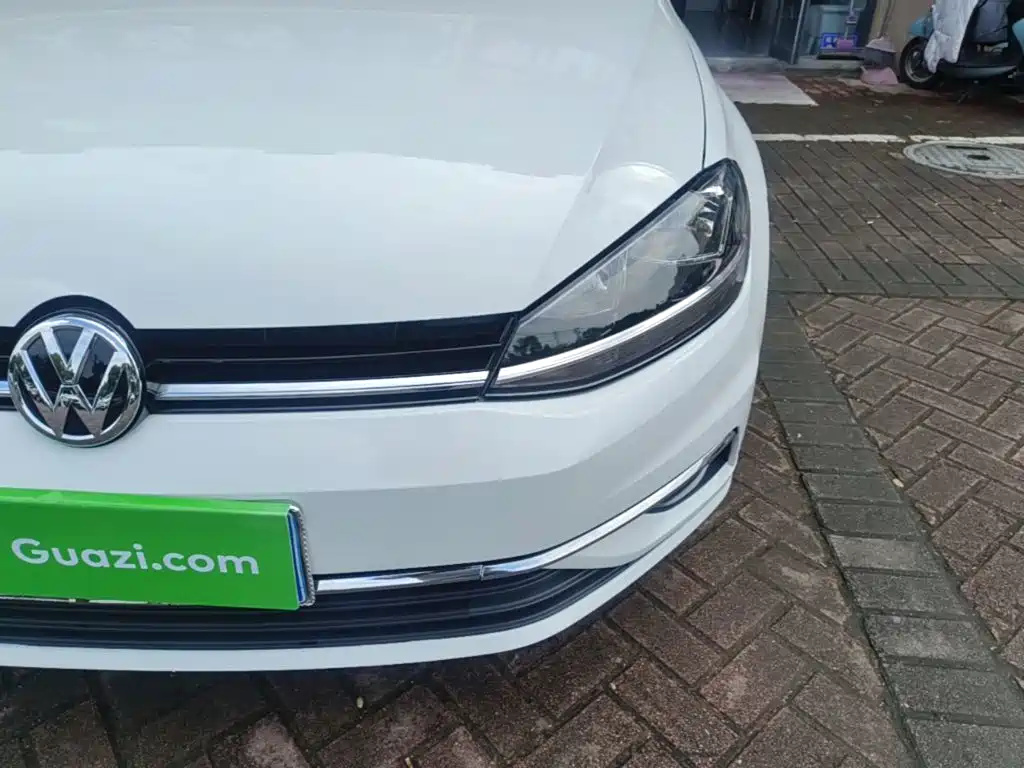 Volkswagen Golf — миниатюра 24
