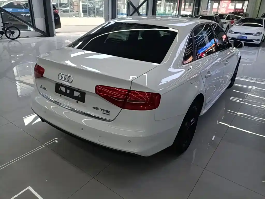 Audi A4L — миниатюра 7