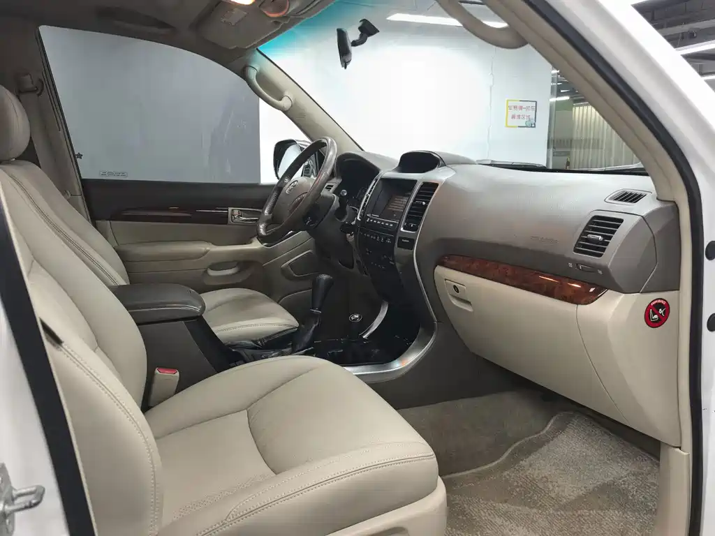 Toyota Prado — миниатюра 5