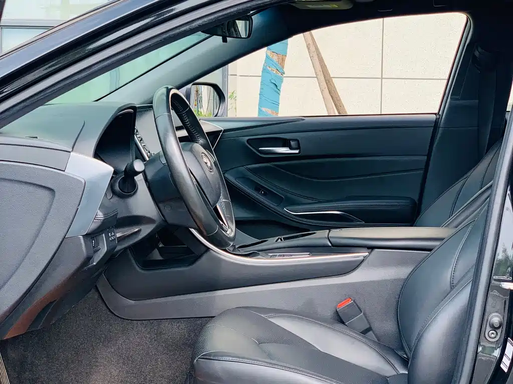 Toyota Avalon — миниатюра 16