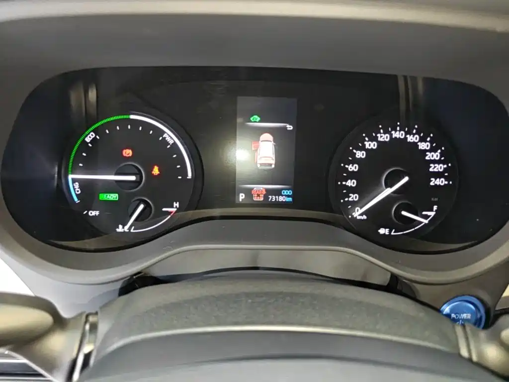 Toyota Sienna — миниатюра 16