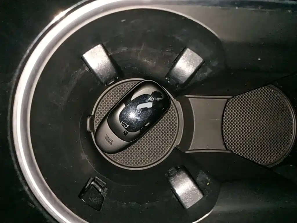 Li Auto Li ONE — миниатюра 9