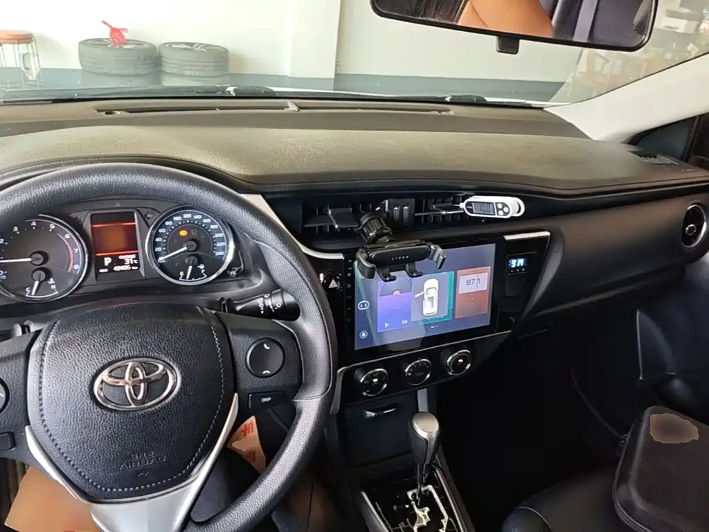 Toyota Corolla — миниатюра 10