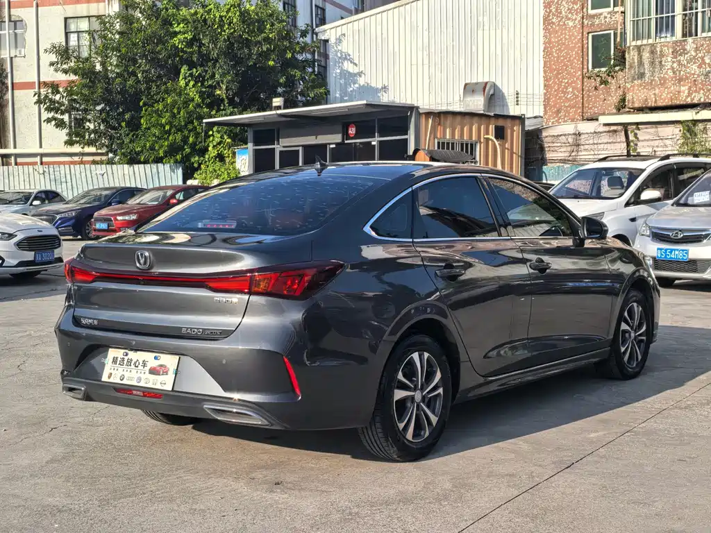 Changan Eado — миниатюра 4