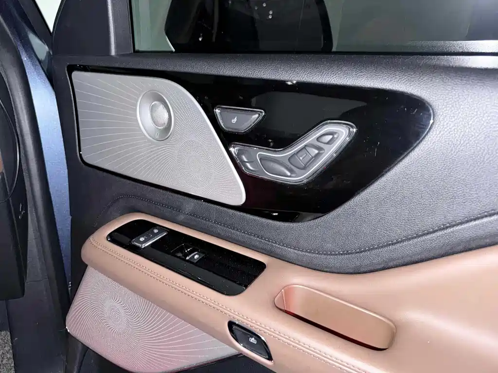 LINCOLN FLYING HOME NEW ENERGY (IMPORT)