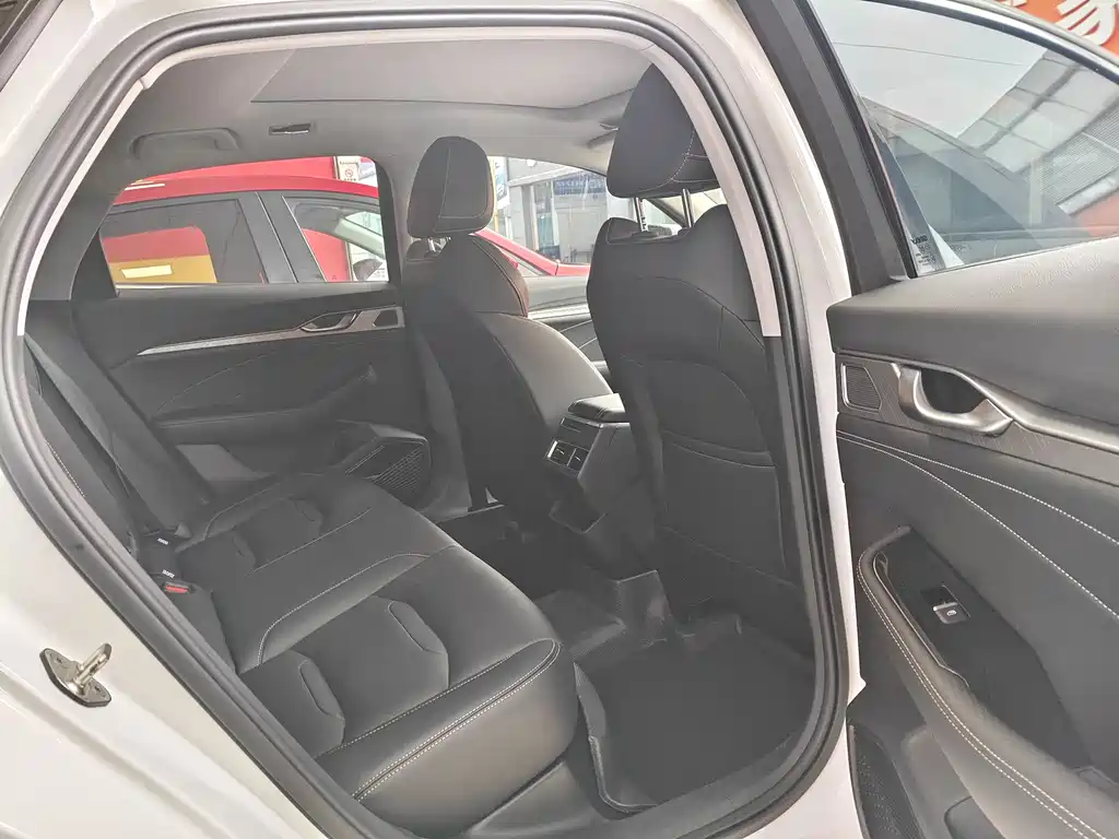 GEELY AUTOMOBILE XINGRUI