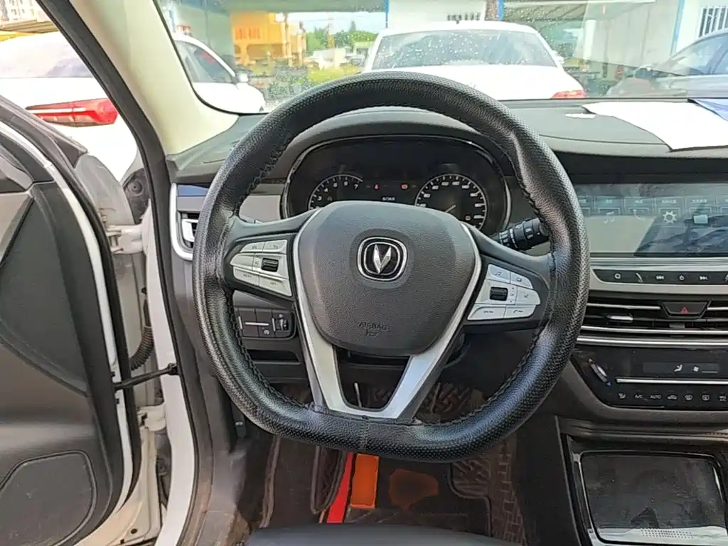 Changan CS35PLUS — миниатюра 11