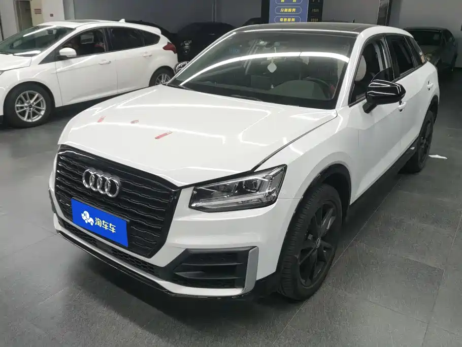 Audi Q2L 2018 35 TFSI VI