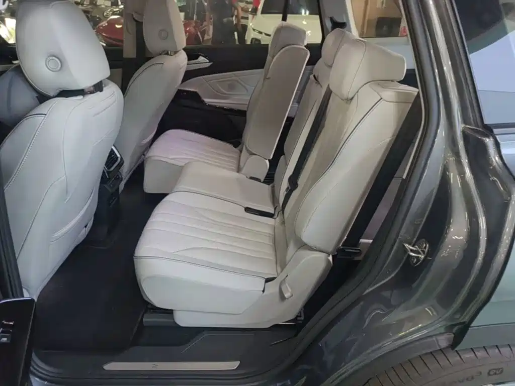 Volkswagen ID.6 X — миниатюра 17