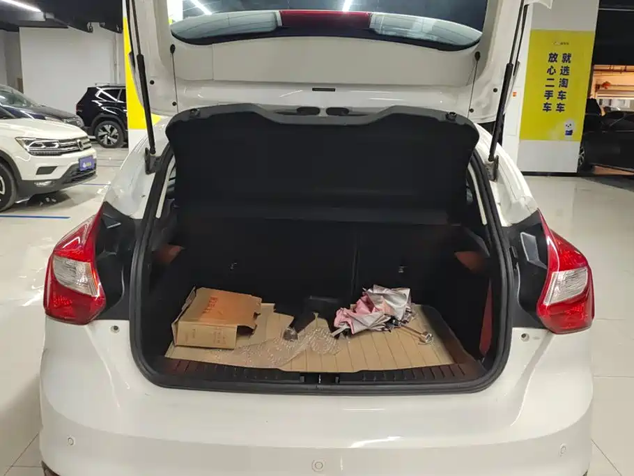 Ford Focus — миниатюра 4
