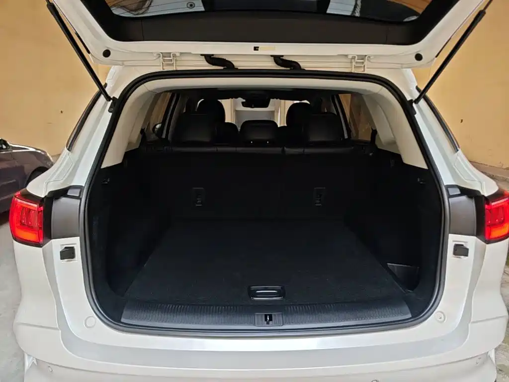 Roewe RX5 MAX — миниатюра 19