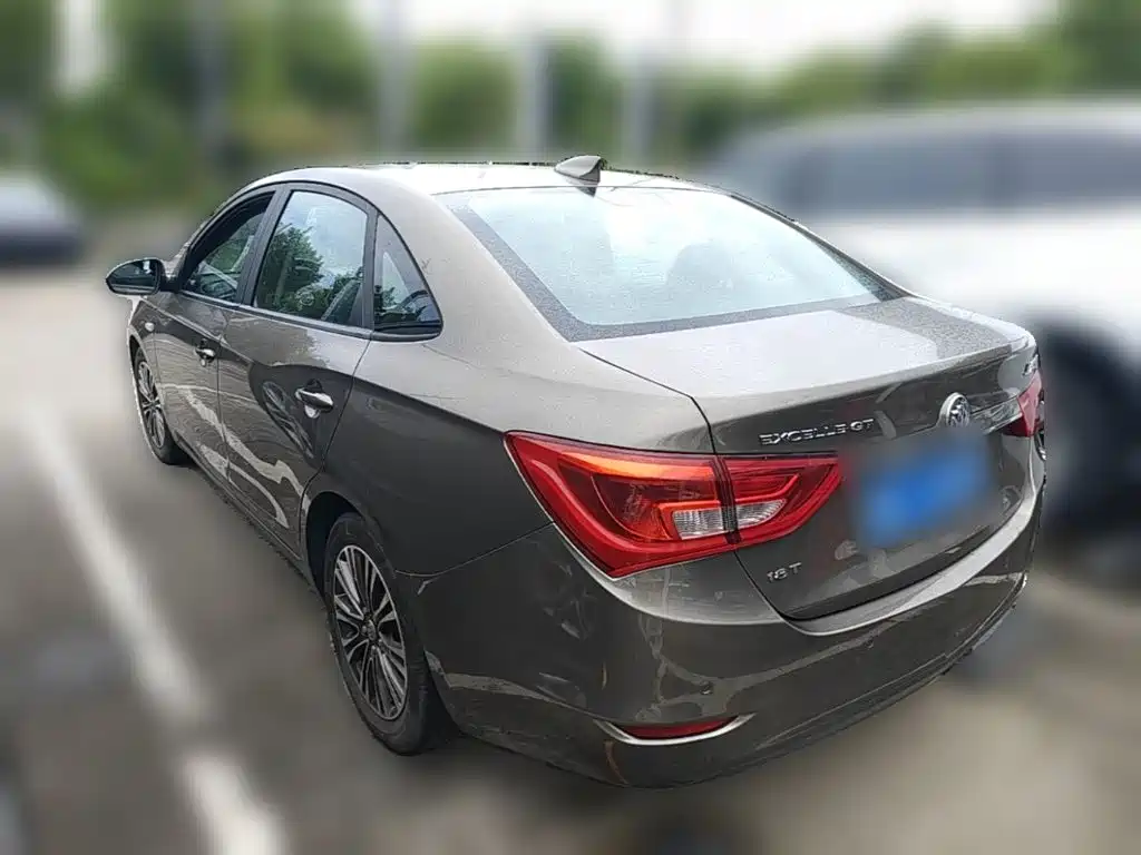 Buick Excelle — миниатюра 7